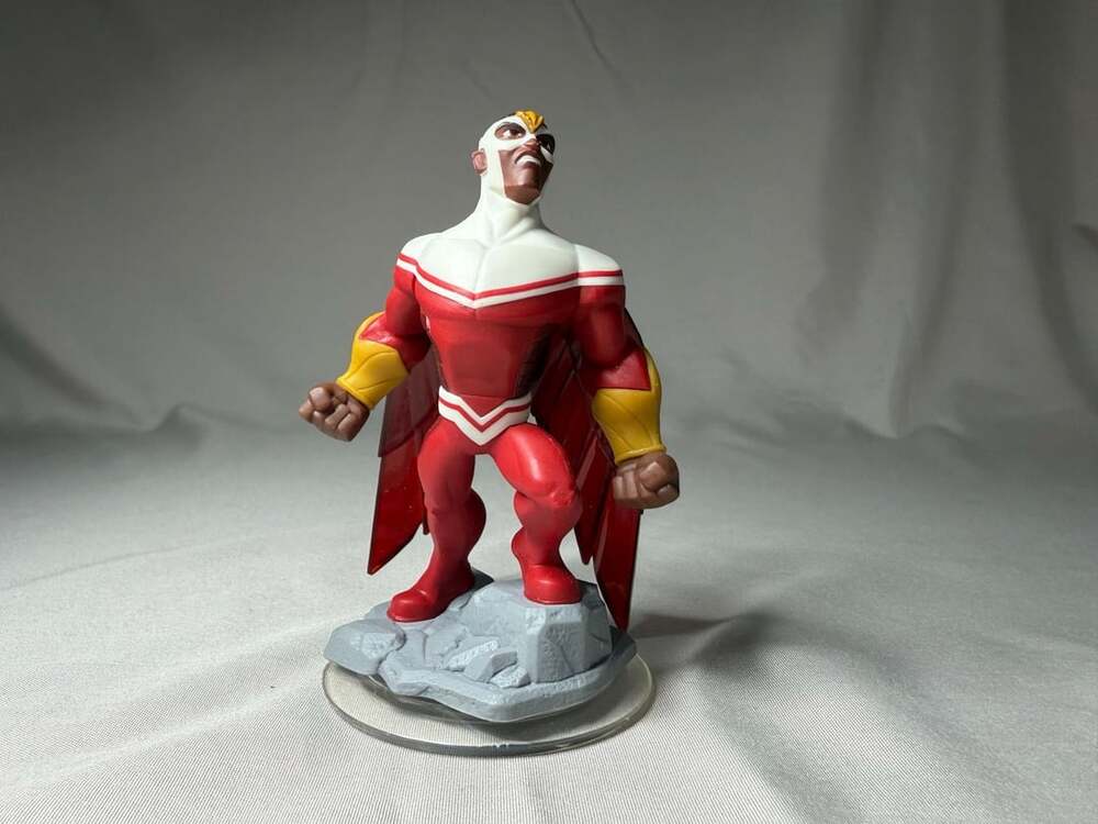 Disney Infinity 2.0 Marvel Falcon Figure